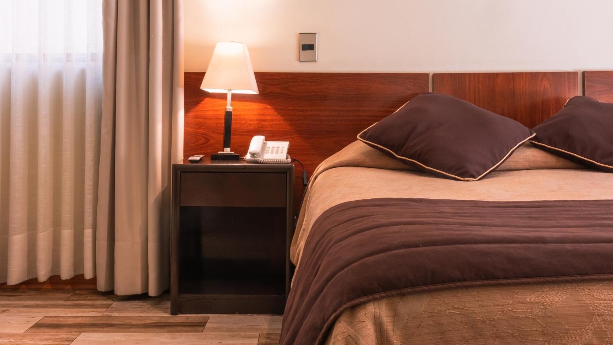 Hotel Diego De Velazquez Santiago Dış mekan fotoğraf