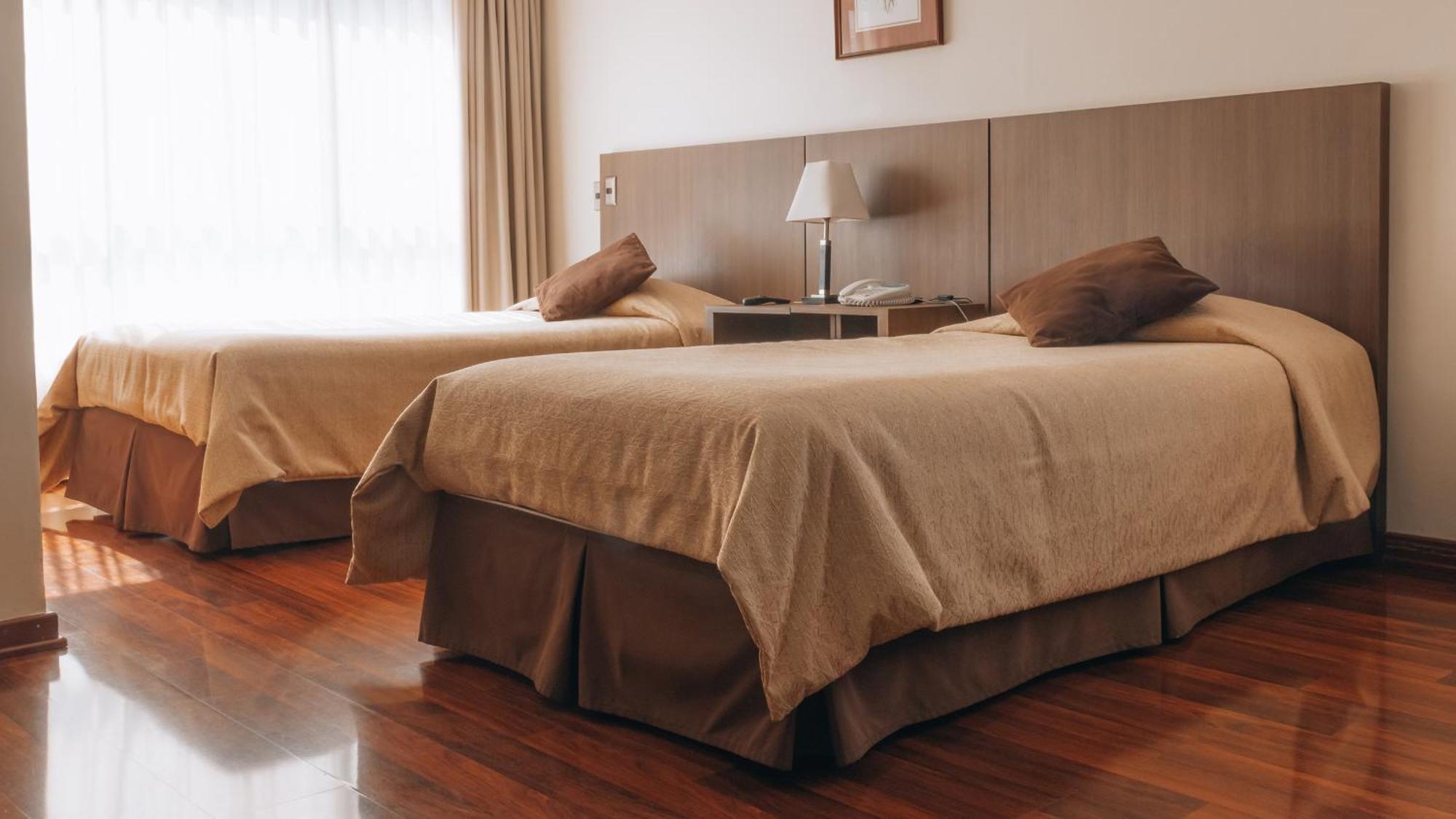 Hotel Diego De Velazquez Santiago Dış mekan fotoğraf