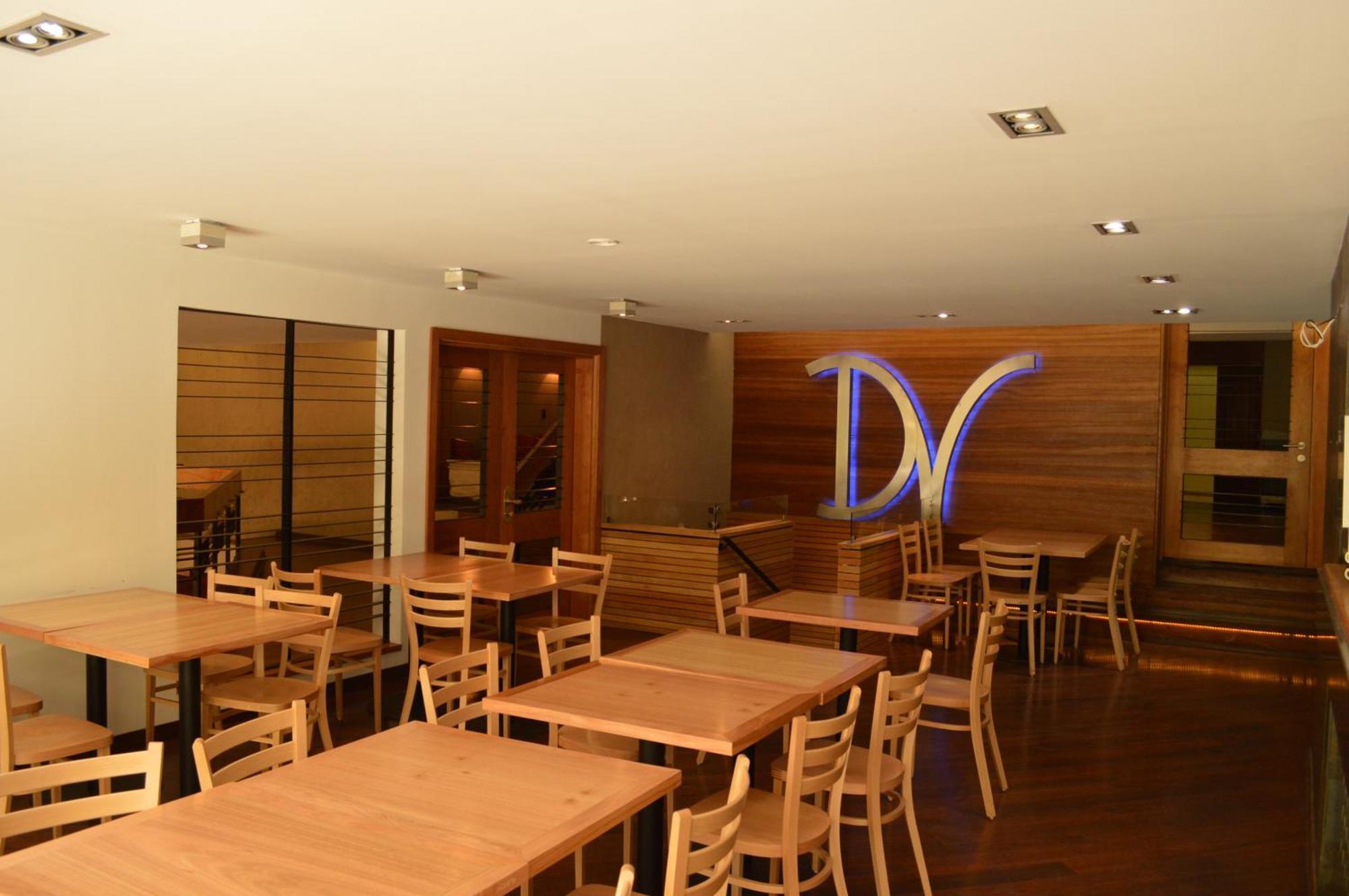 Hotel Diego De Velazquez Santiago Dış mekan fotoğraf